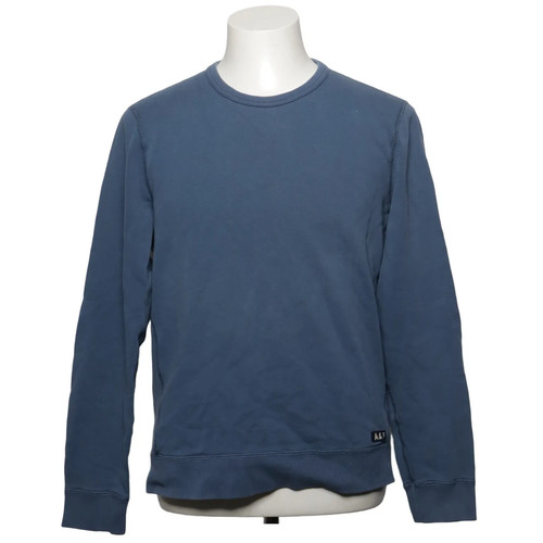 Abercrombie fitch - &,