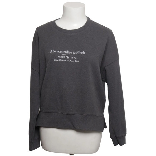 Abercrombie fitch - &,