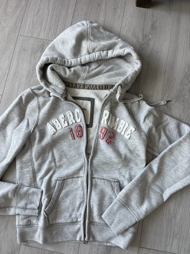 Abercrombie fitch - ￼abercrombie,